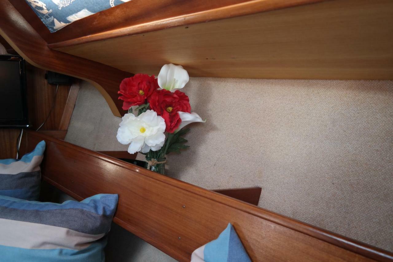 Yacht Suite มารีนาดีกรอซเซโต ภายนอก รูปภาพ