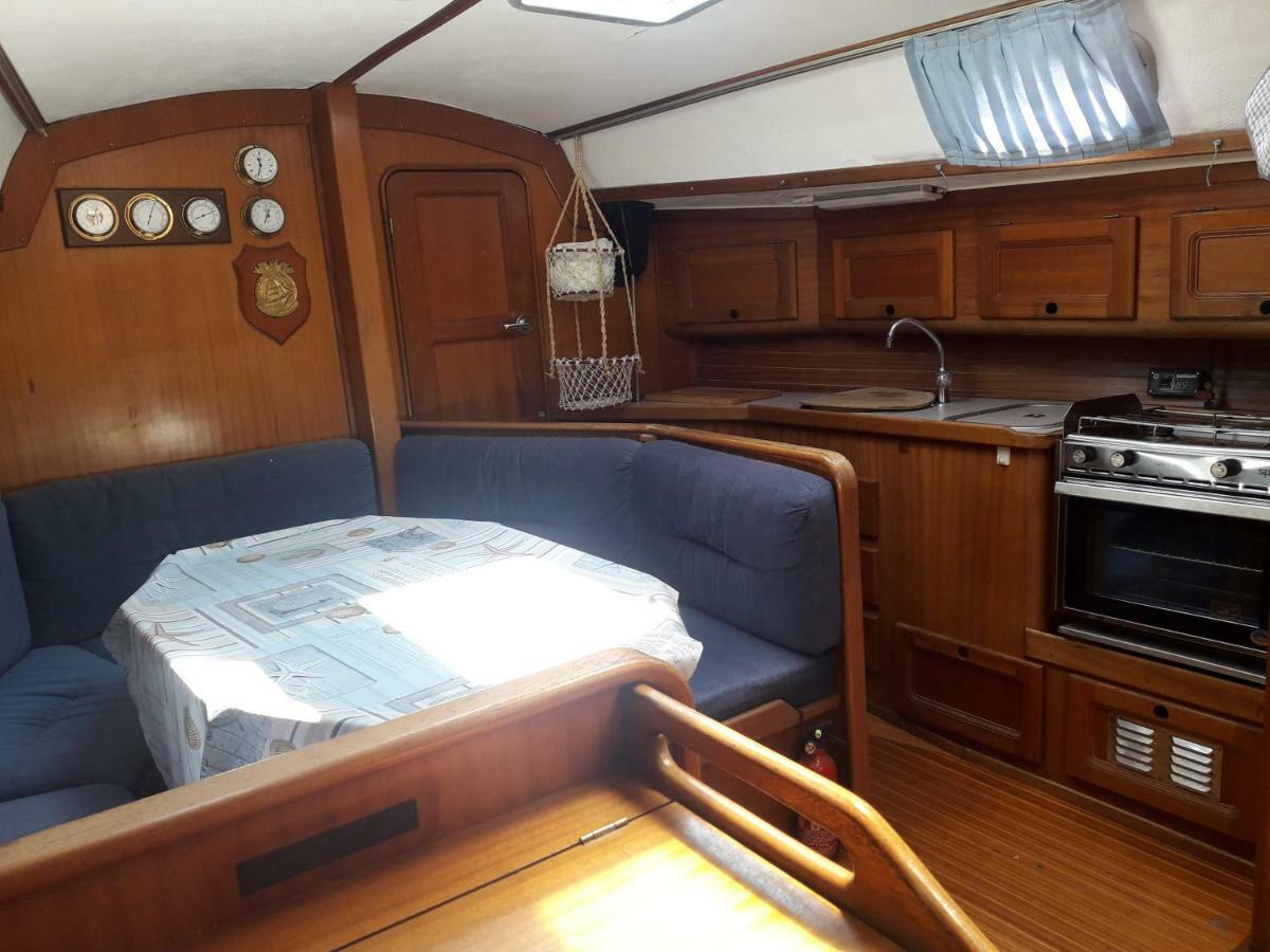 Yacht Suite มารีนาดีกรอซเซโต ภายนอก รูปภาพ