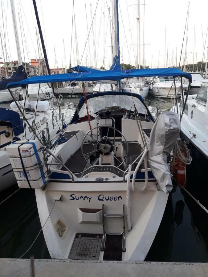 Yacht Suite มารีนาดีกรอซเซโต ภายนอก รูปภาพ