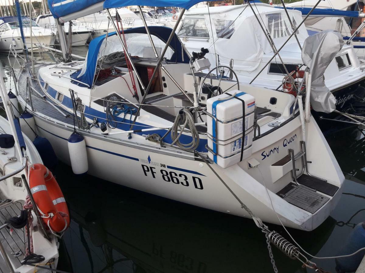 Yacht Suite มารีนาดีกรอซเซโต ภายนอก รูปภาพ